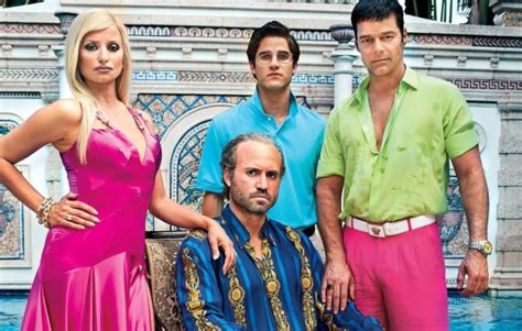 versace série elenco|Versace series cast.